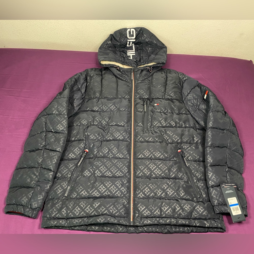 Tommy Hilfiger Men's Blue Sherpa Lined Hooded Water Resistant Puffer Jacket